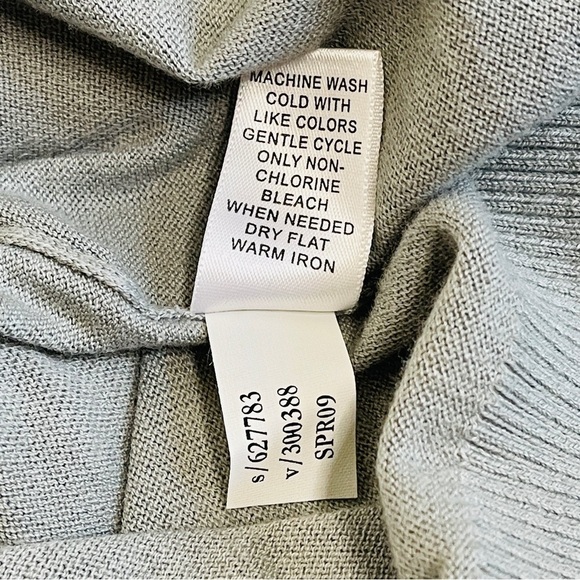 Banana Republic Silk Cotton Blend Pleat Front Sweater Top | Size Small | Gray - Picture 9 of 9